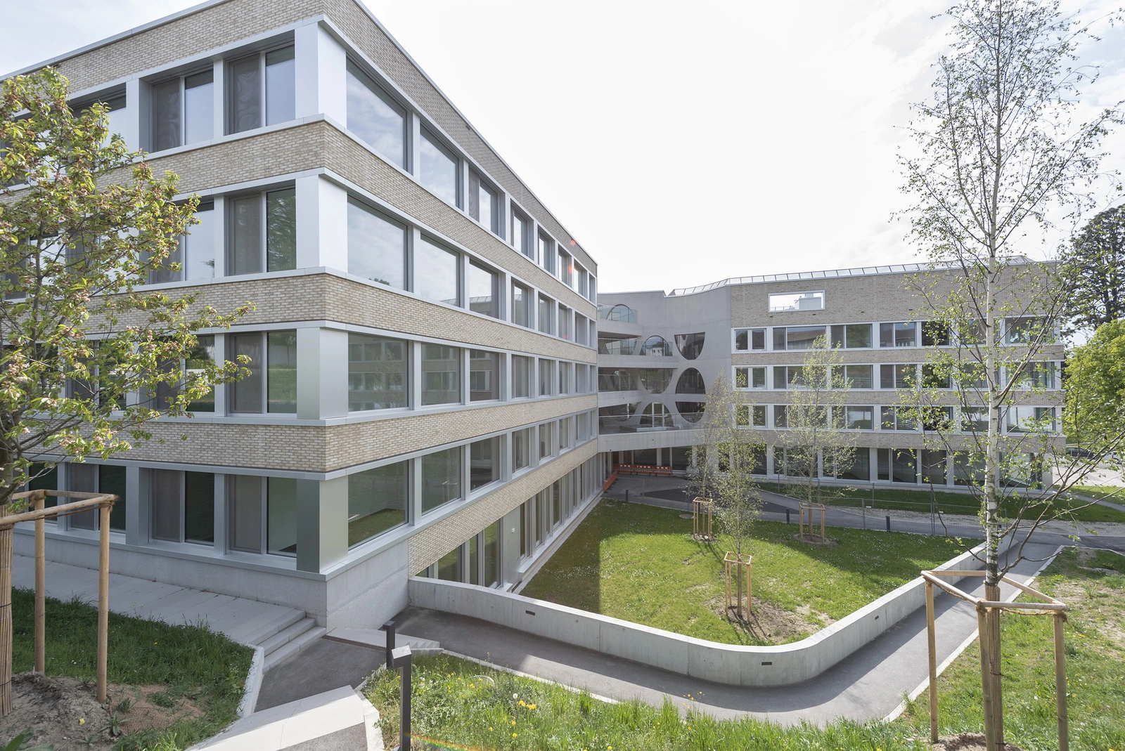 Photo du bâtiment de l'Hôpital de Cery